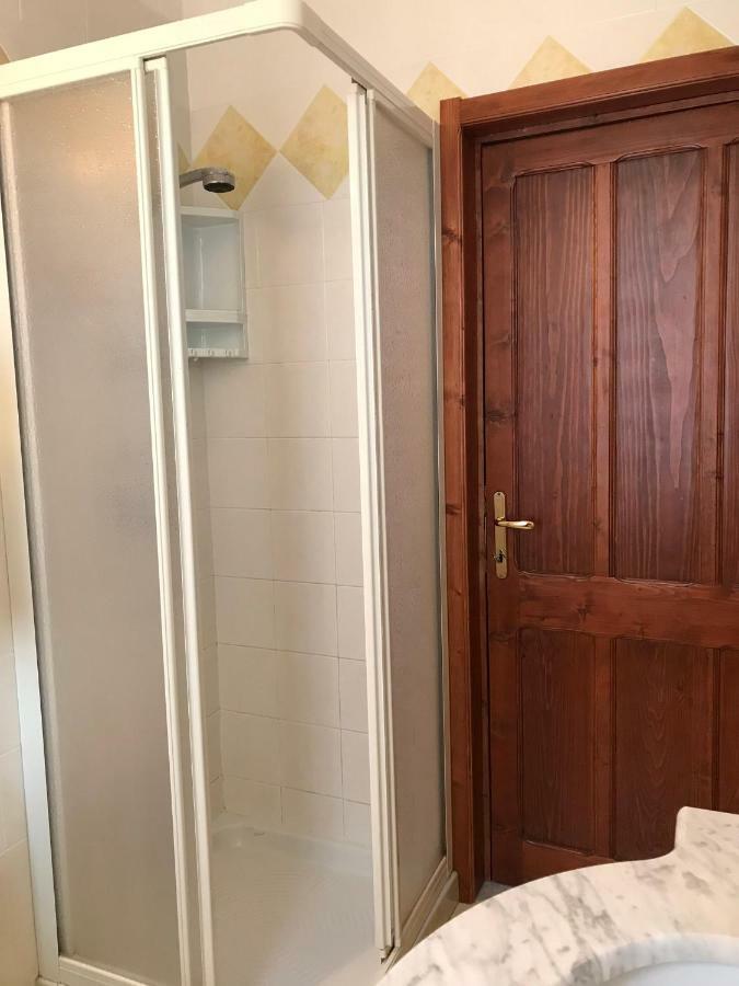 Вилла Sardegna Vicino Ad Olbia "La Casa Nel Vicolo" Беркидда Экстерьер фото